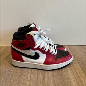 Nike Air Jordan 1 Mid Chicago Men Size 5.5 Black Red Basketball Shoes 554724-069